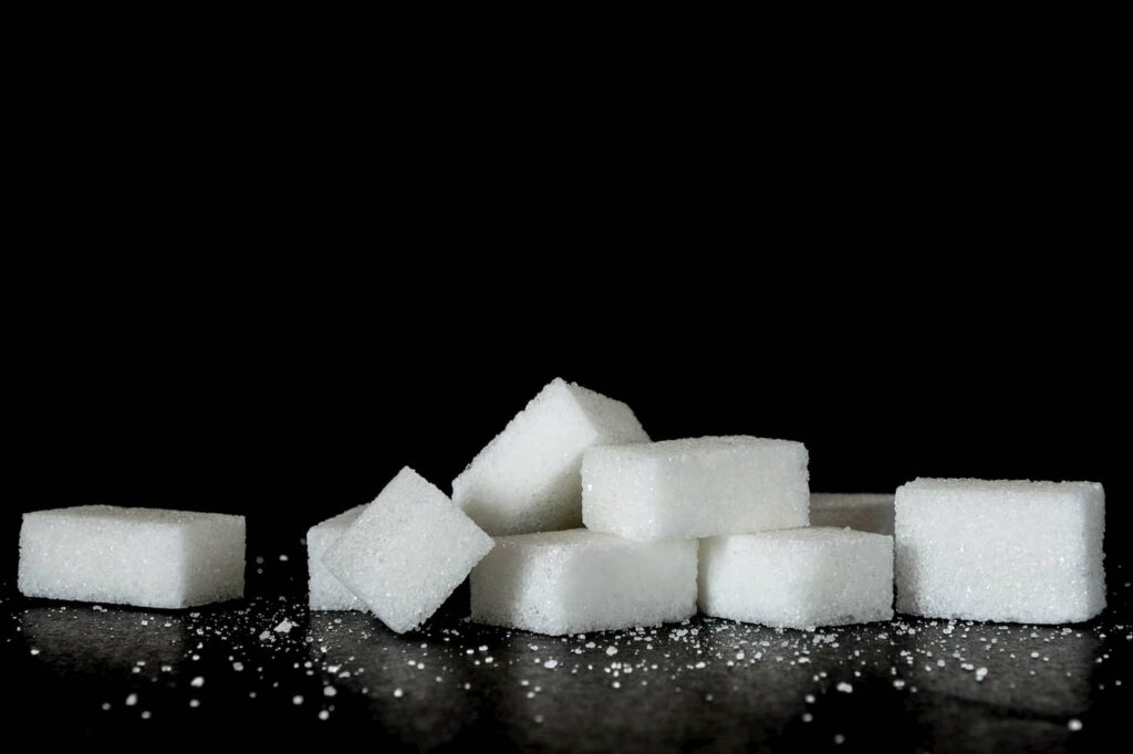 Cubos de azúcar para endulzar alimentos.